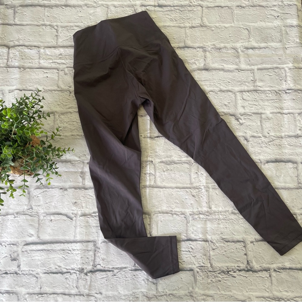 Everlane Perform ankle black athletic leggings size extra small - Picture 3 of 4